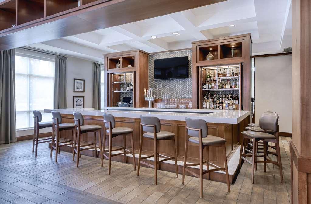 Doubletree By Hilton Raleigh-Cary Hotel Restaurant photo